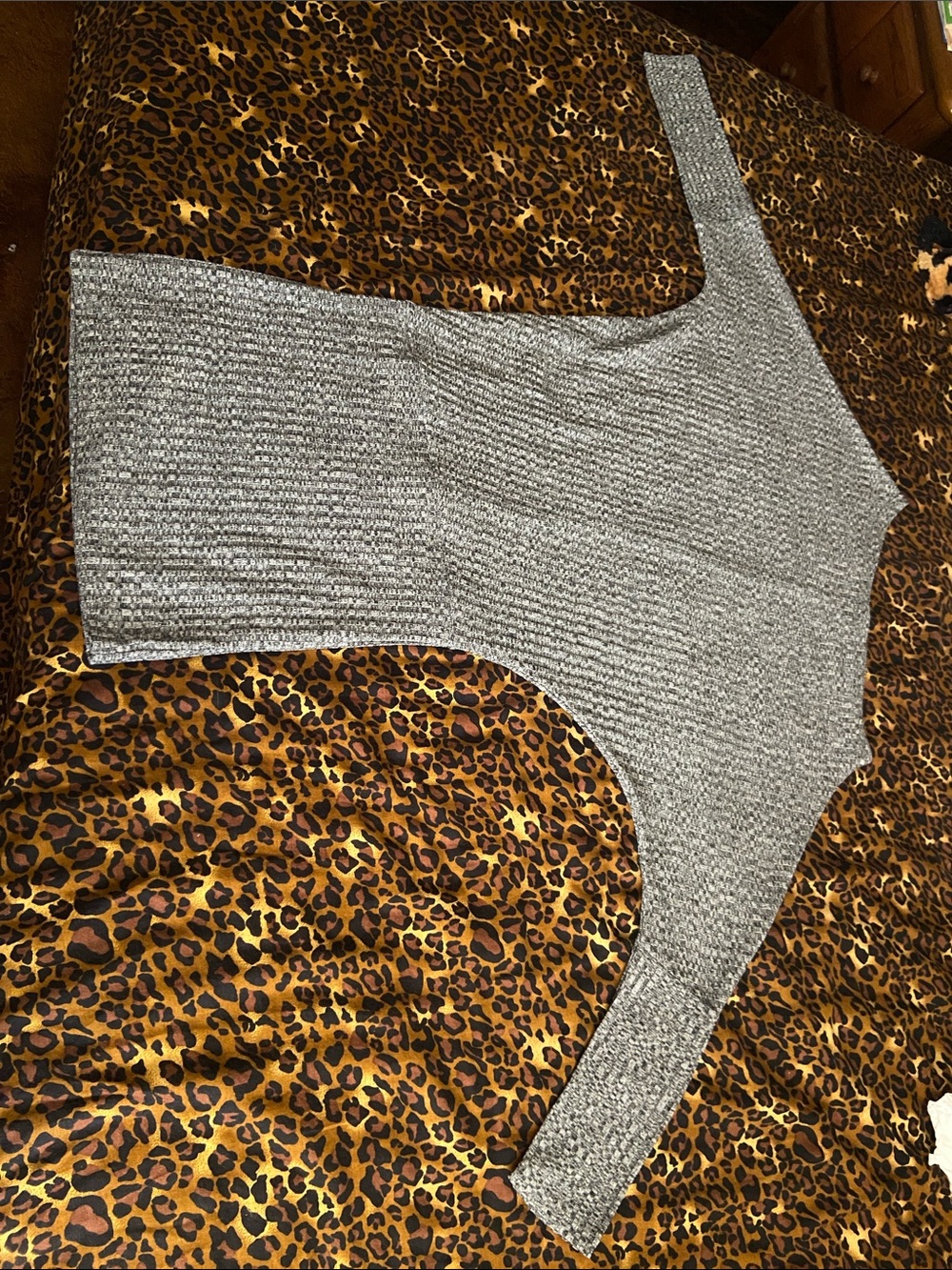 GET 4 $5.     Forever 21 Women’s Off-the-Shoulder Ribbed Sweater Dress